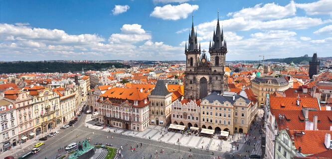 slide-czech-republic-prague-old-town-hall.jpg